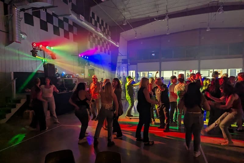 Social-Gimli Rec Center